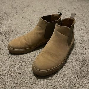 Men’s Pull-On Chelsea Boots